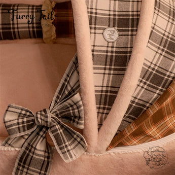 Petman Alice and Wonderland Pet Dog Cat Bedding Series