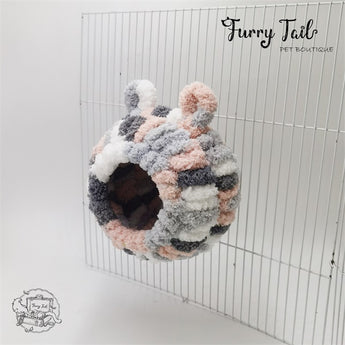 Bear Shape Woven Pet Bird Parrot Small Pets Warm Nest Birdhouse
